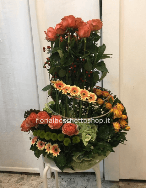 Ciotola monumentale a spirale